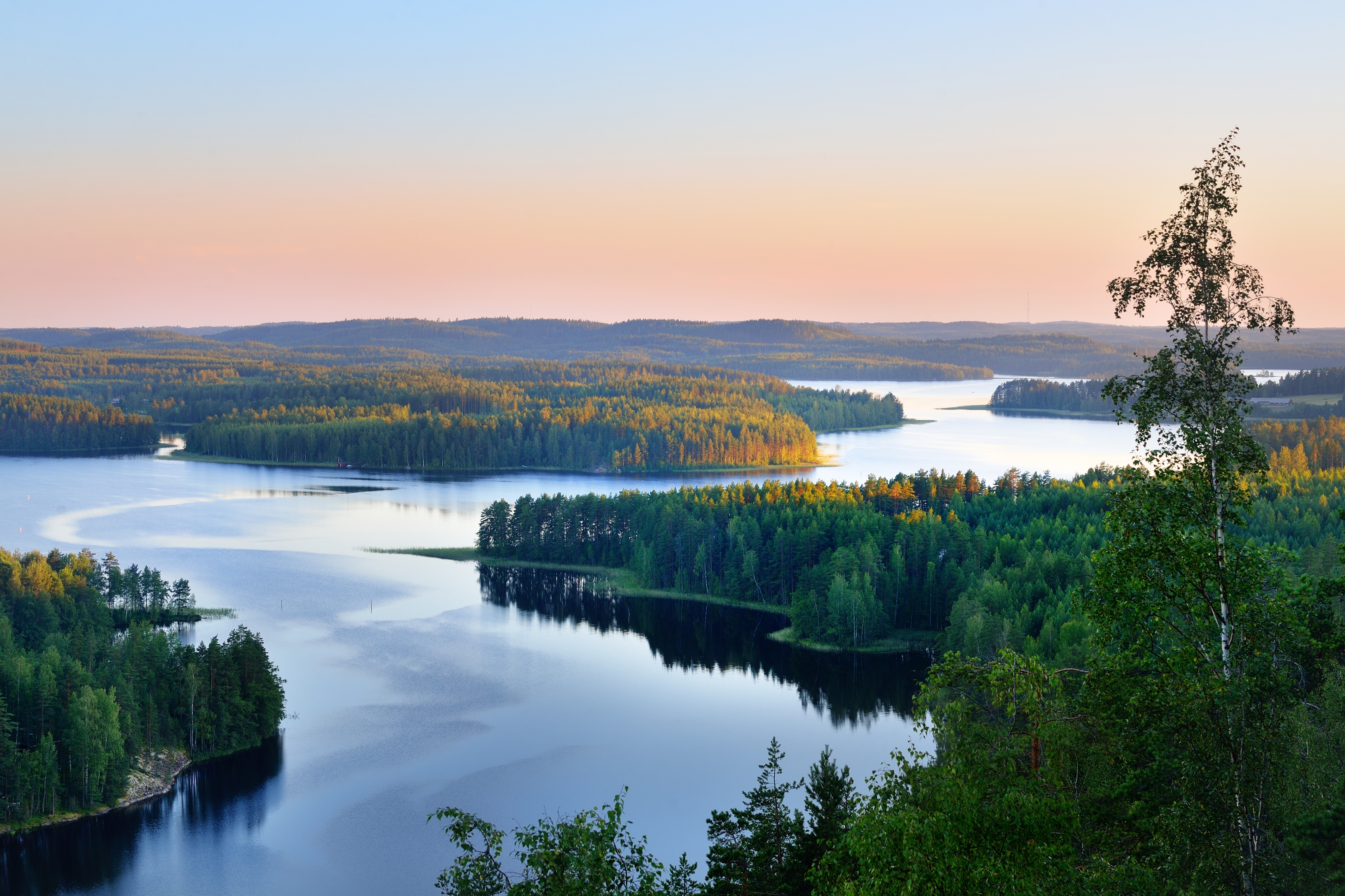 Финское озеро 5 букв. Озеро Сайма Финляндия. Финляндия река Сайма. Озеро Сайма (Юго-Восток Финляндии). Сайменские озера в Финляндии.
